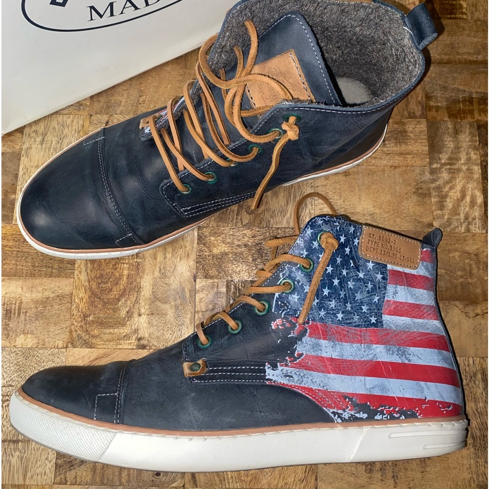 USED Steve Madden Boots